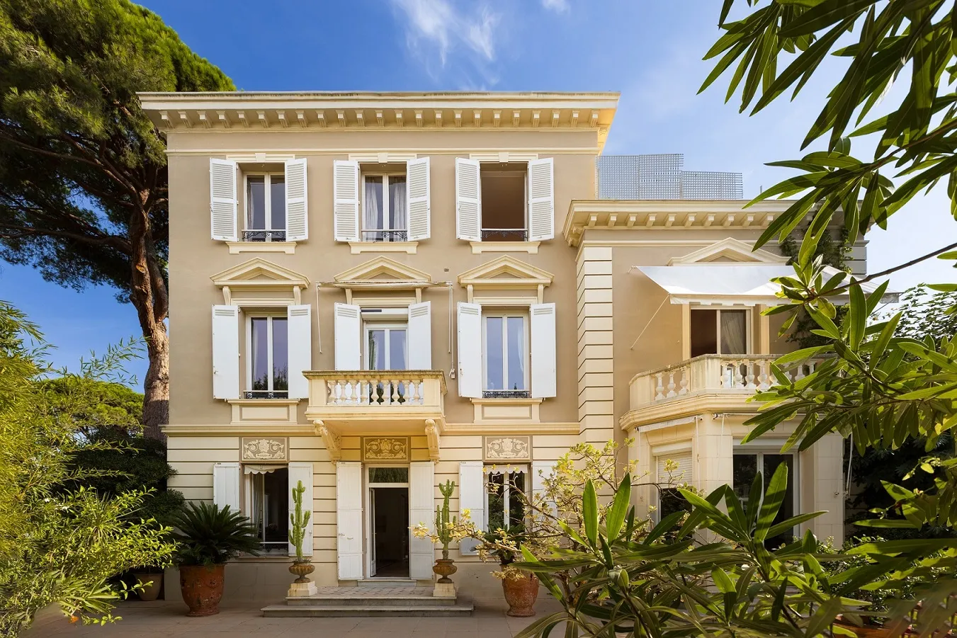 Facade Villa Belle Epoque Cannes 06 resultat